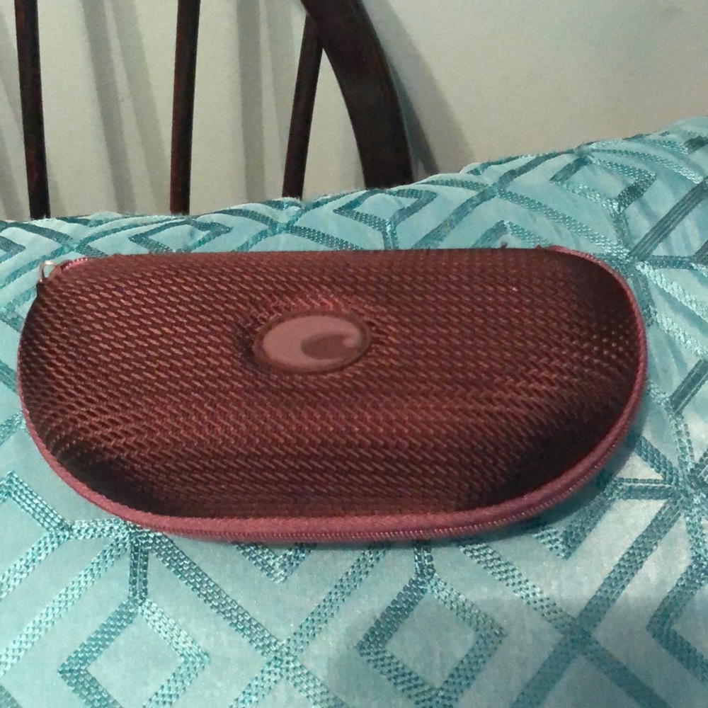 Costa Case
